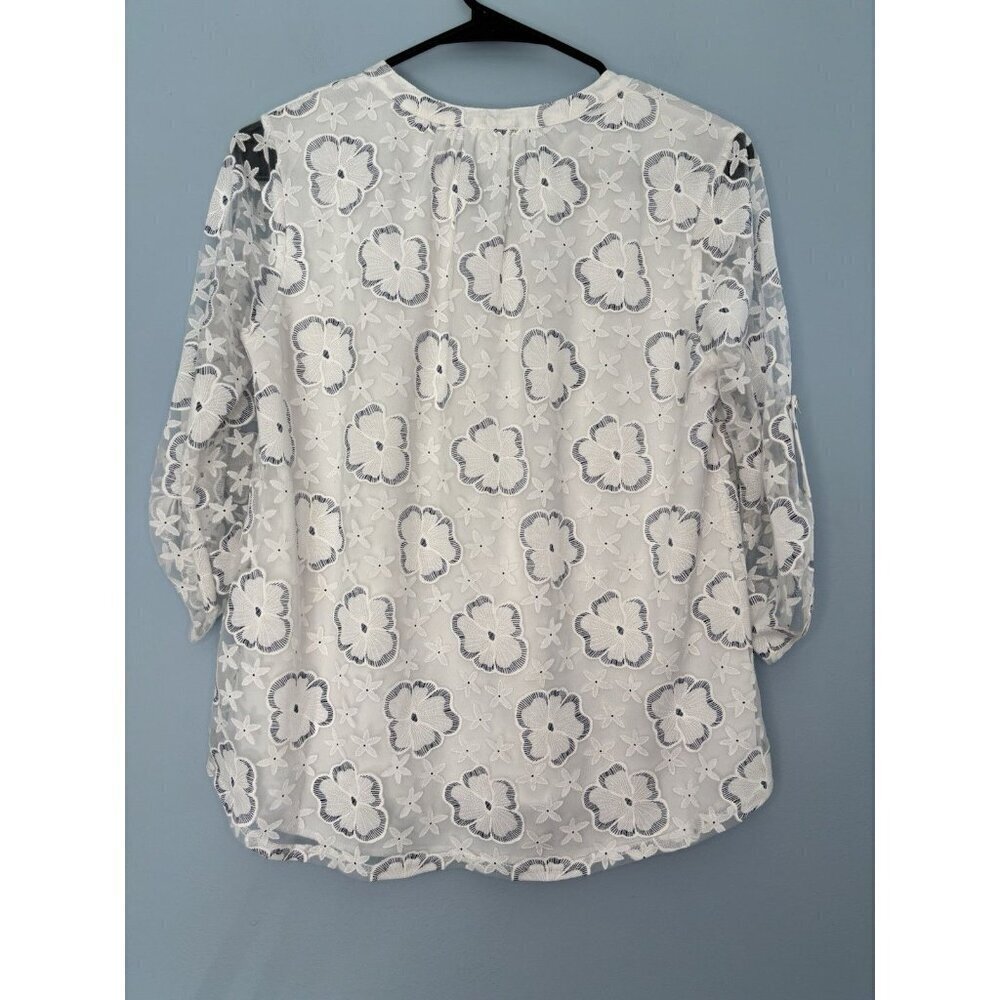 Siren Lily Floral Blouse Top Size Small Petite White Blue Cottage Flower - Picture 2 of 6